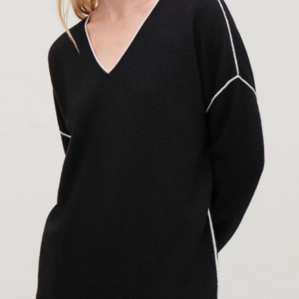 COS Wool V-Neck Sweater in Black with White Piping Detail. Size S.